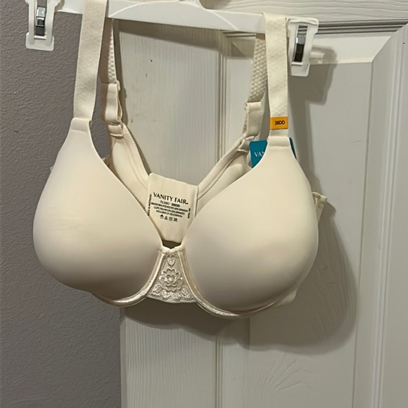 Vanity Fair Other - Brand new with tags Vanity Fair full figure Bra